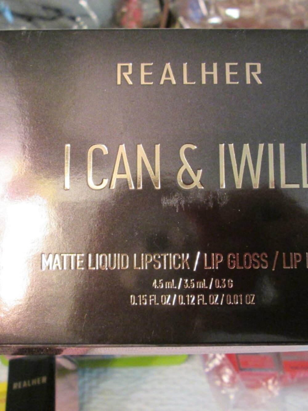 Lot of NEW in Packaged Miscellaneous Cosmetic Products - Picture 9 of 10